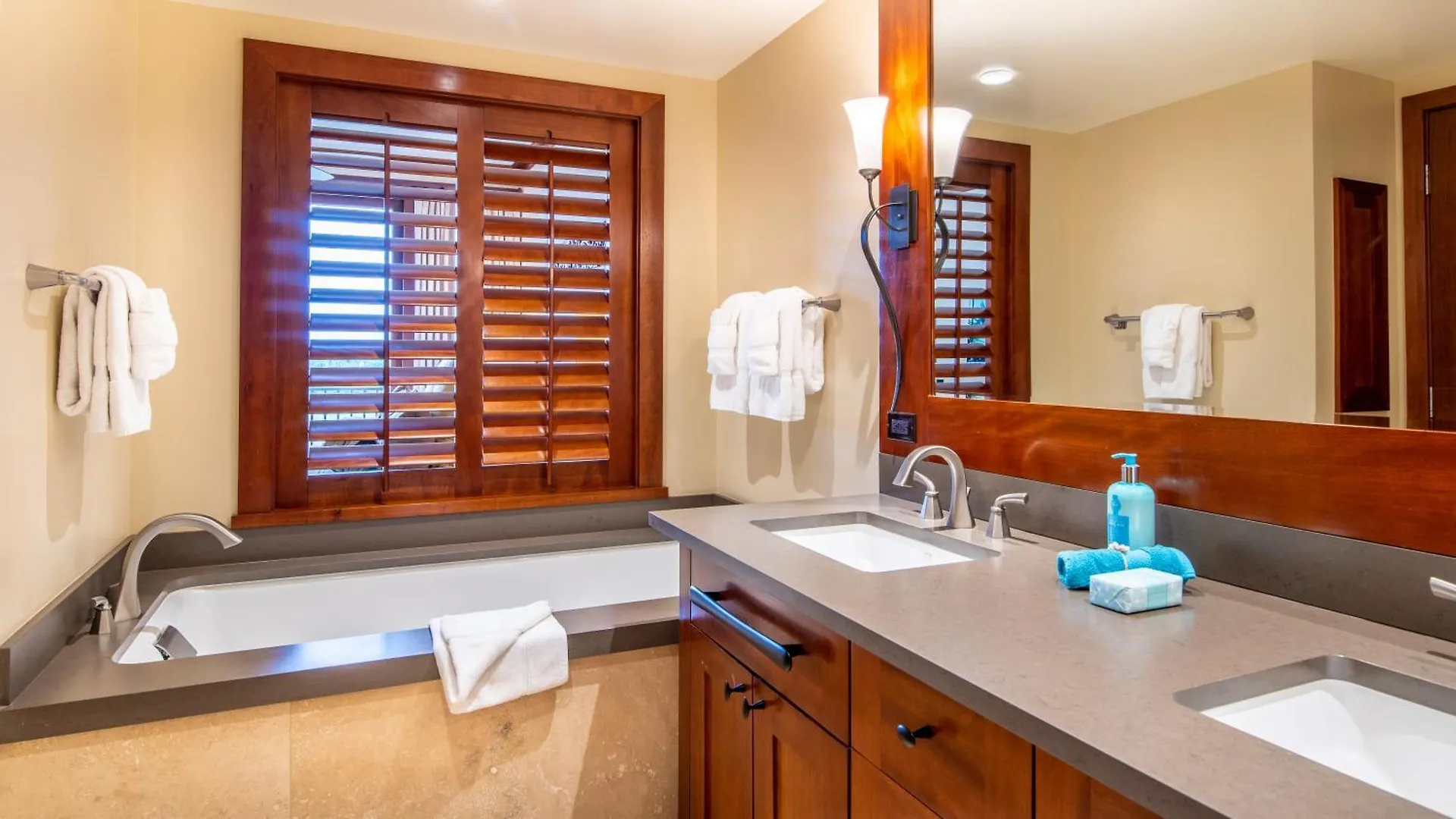 Ko Olina Beach Villas B608 Каполей Апартаменты